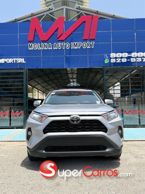 2020 Toyota RAV4 XLE — foto 11 / 11