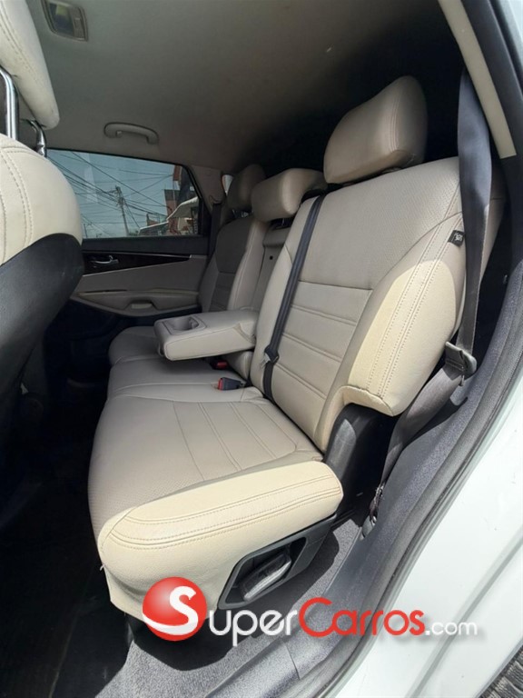 2016 Kia Sorento LX — foto 5 / 12