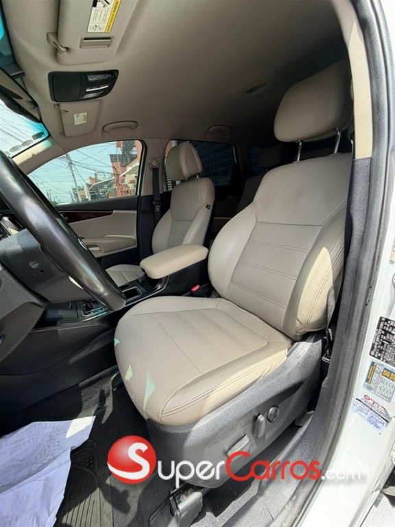 2016 Kia Sorento LX — foto 6 / 12