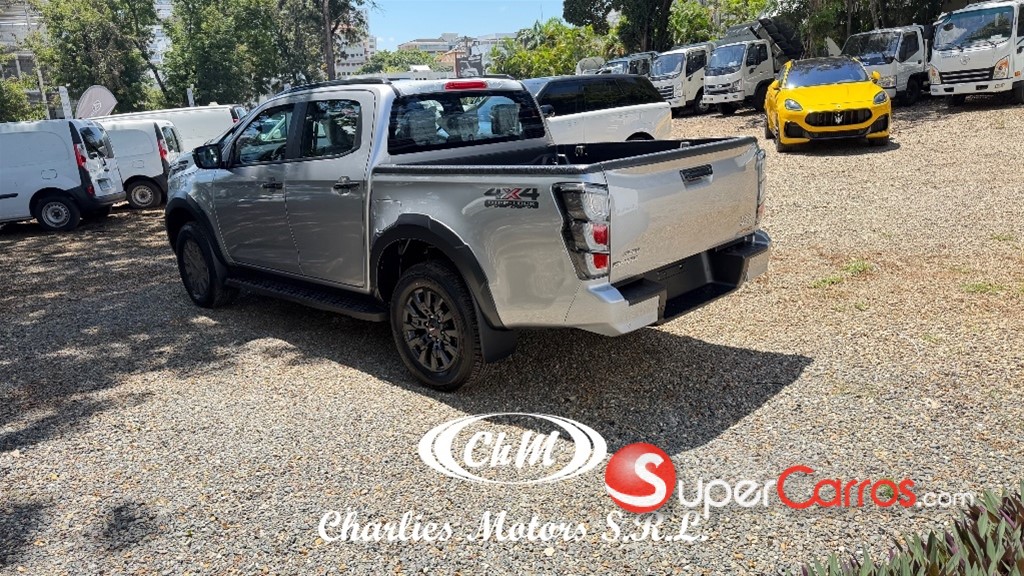 2027 Isuzu DMAX LSE — foto 4 / 10