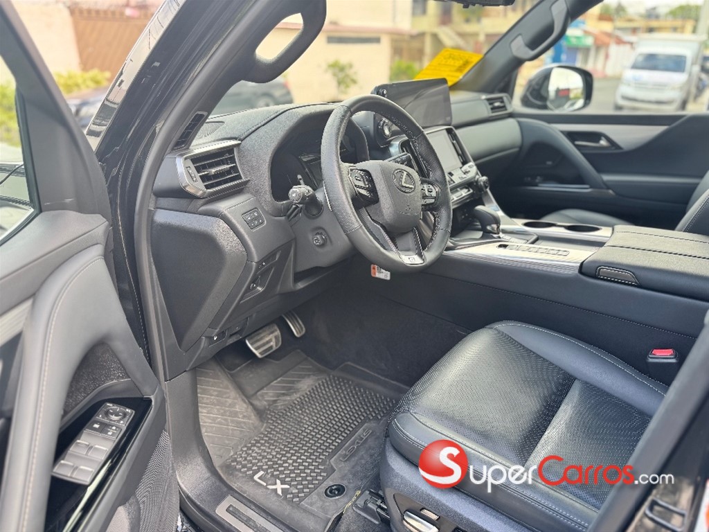 2025 Lexus LX 700 H F SPORT — foto 10 / 12