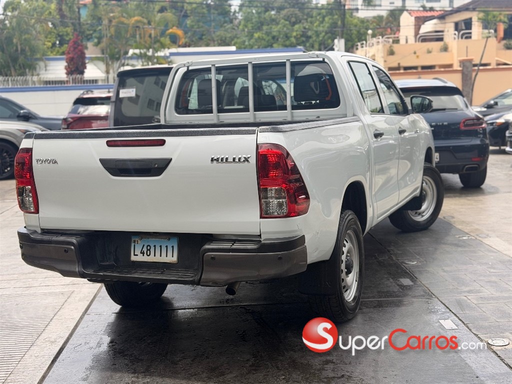 2023 Toyota Hilux 2.4 — foto 4 / 10