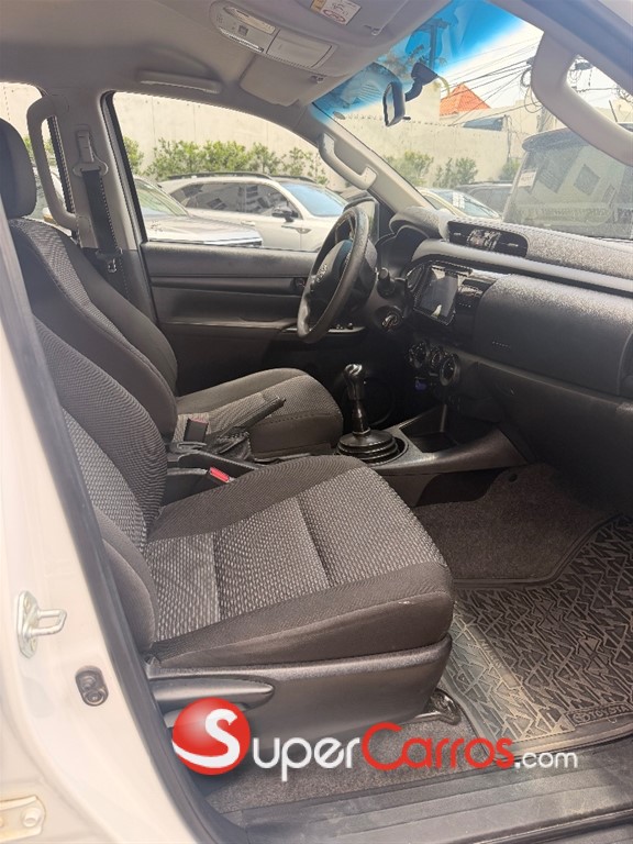 2023 Toyota Hilux 2.4 — foto 7 / 10