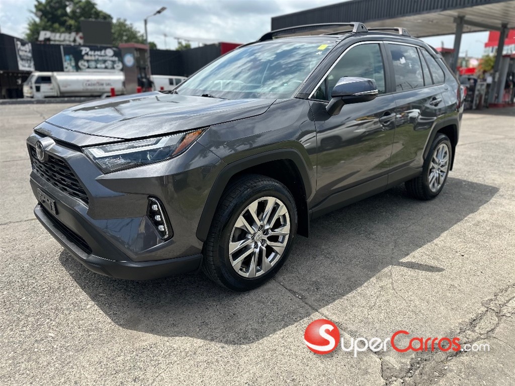 2023 Toyota RAV4 XLE Premium — foto 3 / 12