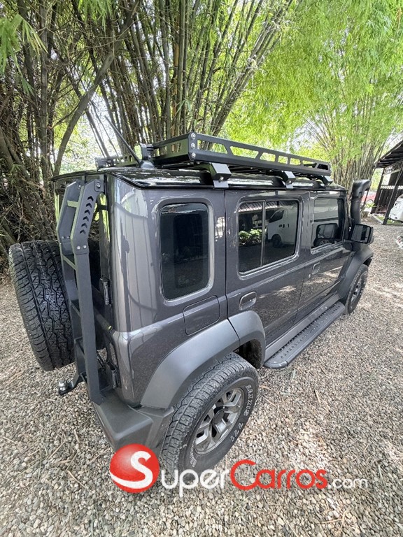 2025 Suzuki Jimny GLX — foto 3 / 10