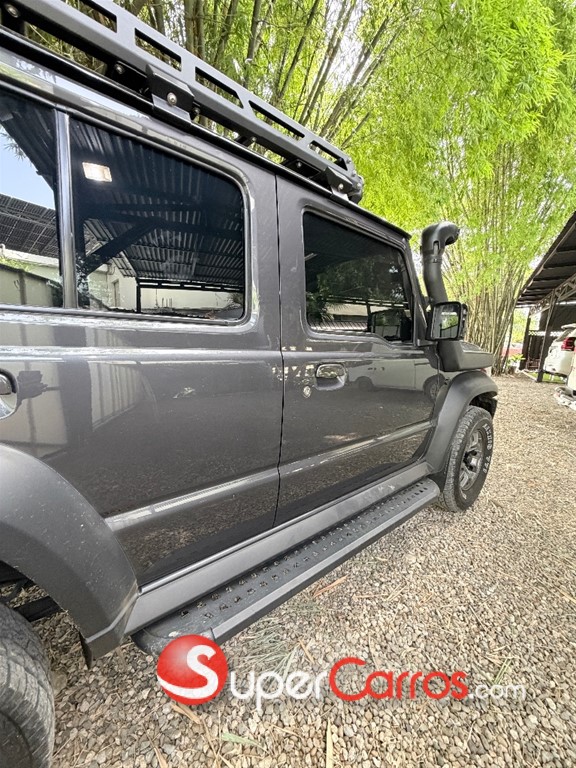 2025 Suzuki Jimny GLX — foto 6 / 10