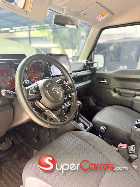 2025 Suzuki Jimny GLX — foto 9 / 10