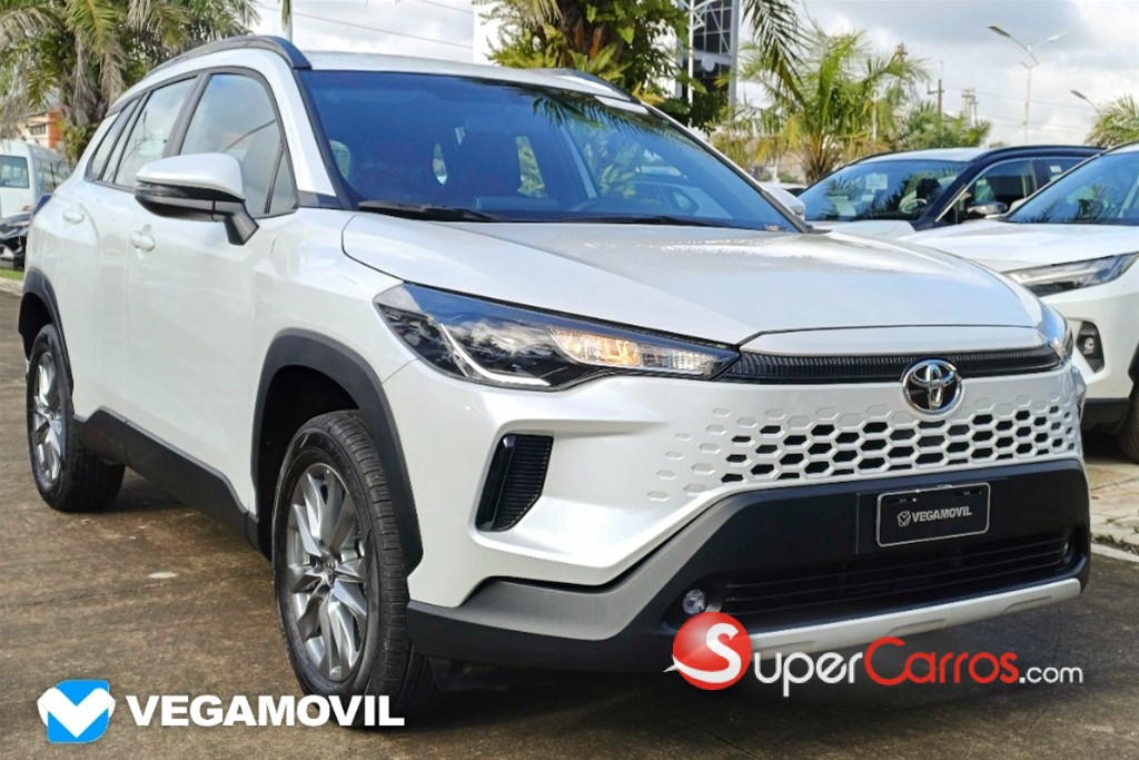 2027 Toyota Corolla Cross Low — foto 2 / 12