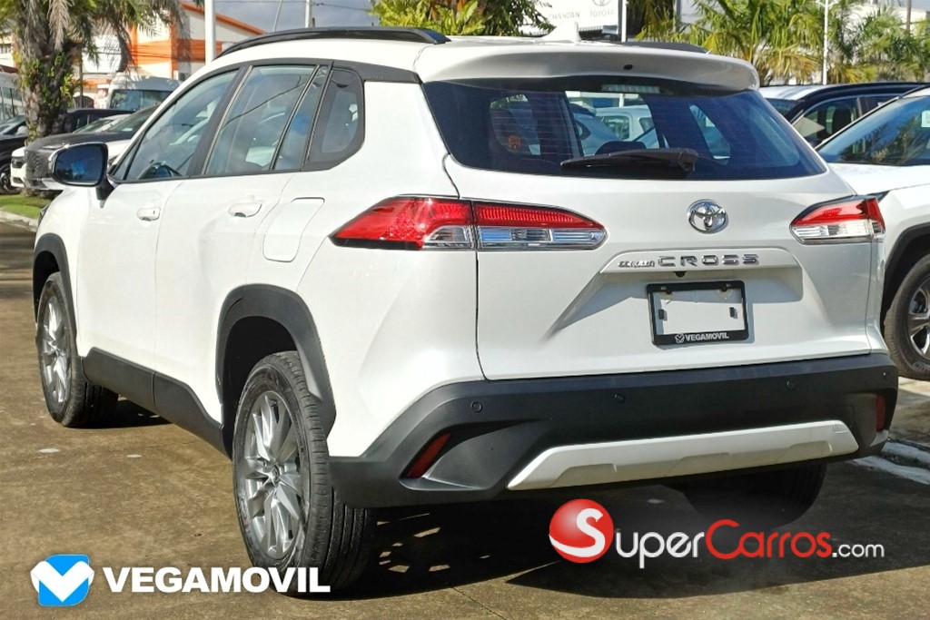 2027 Toyota Corolla Cross Low — foto 4 / 12