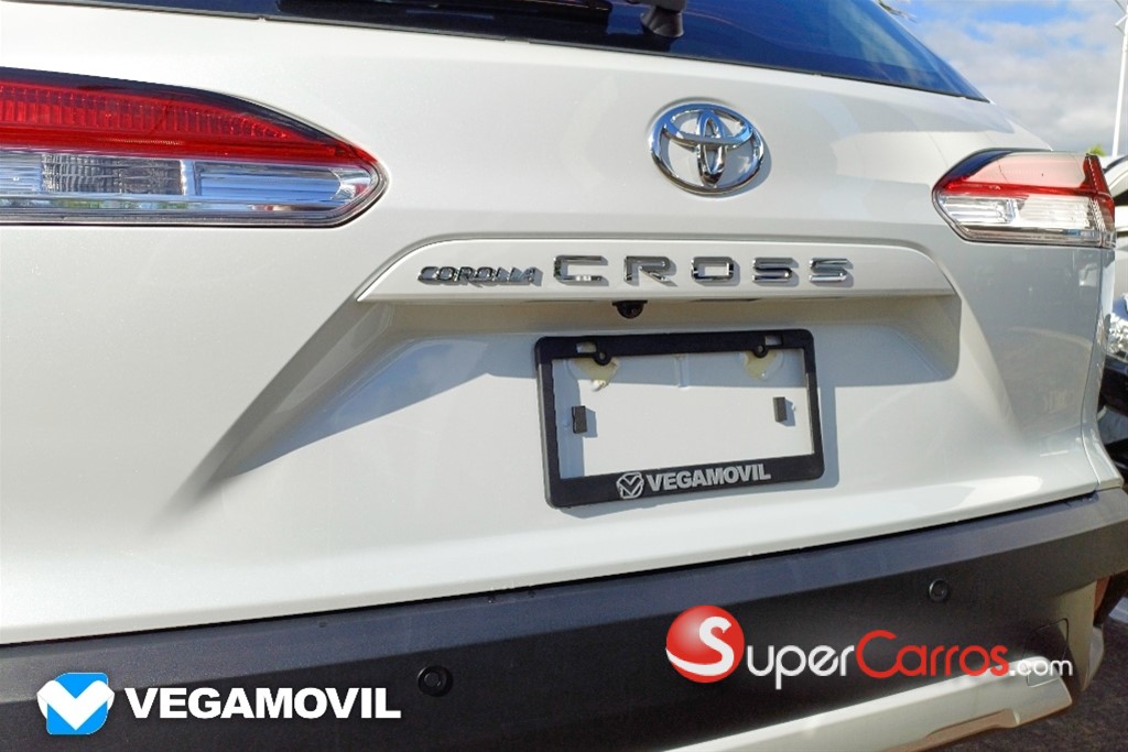 2027 Toyota Corolla Cross Low — foto 6 / 12