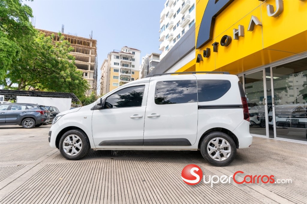 2024 Renault Express van de pasajeros — foto 5 / 9