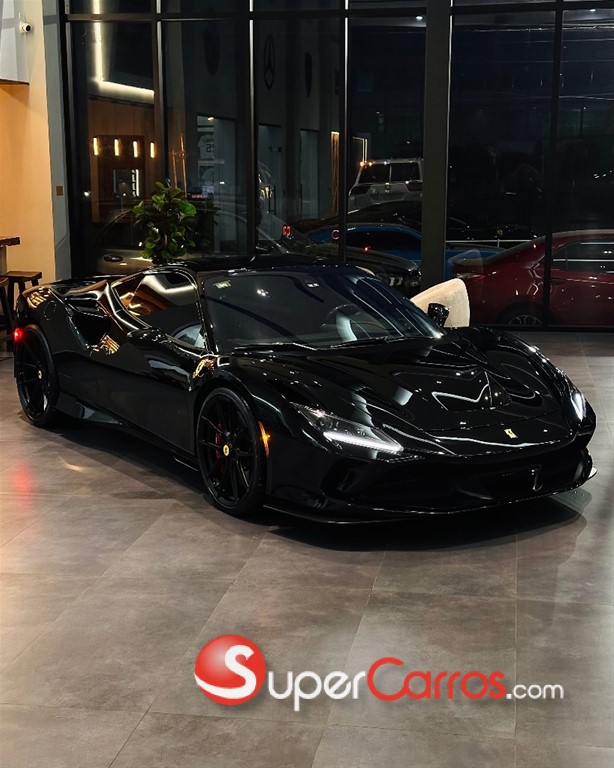 2022 Ferrari F8