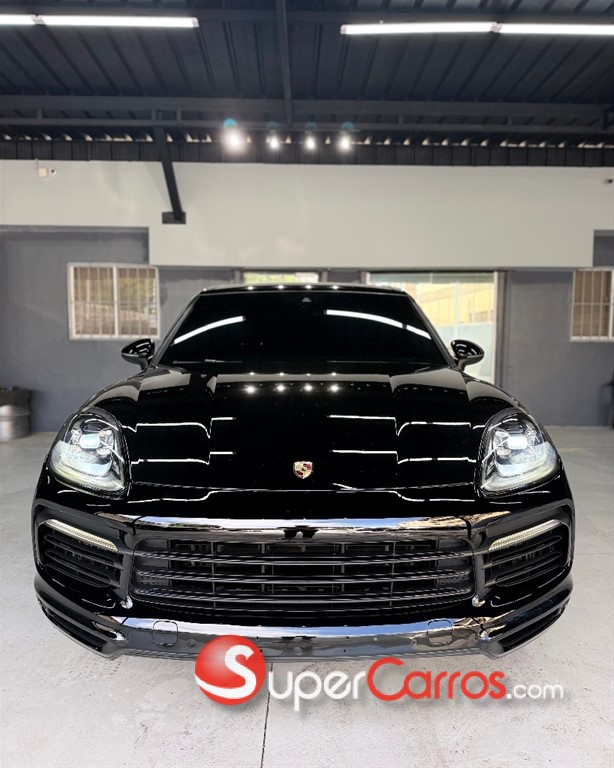 2019 Porsche Cayenne — foto 2 / 12