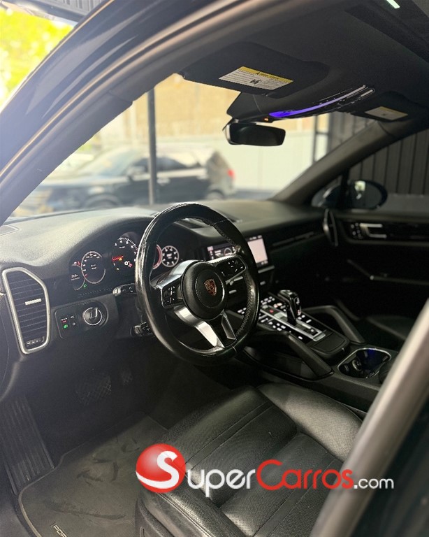 2019 Porsche Cayenne — foto 7 / 12