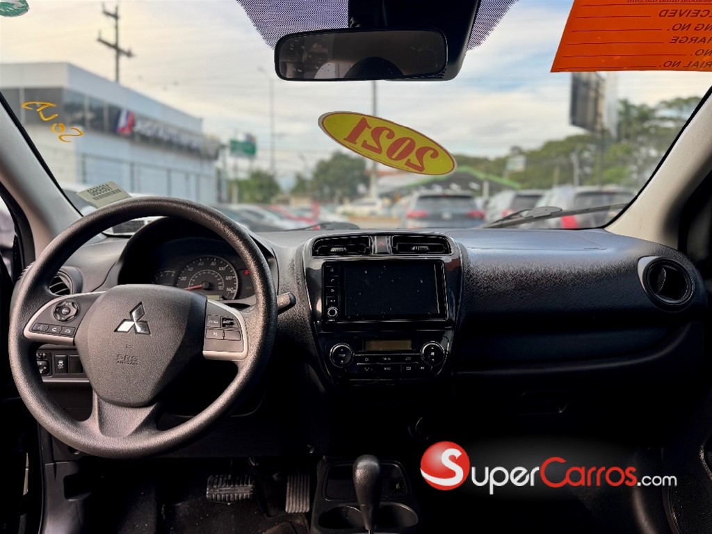 2021 Mitsubishi Motors Mirage ES — foto 7 / 11