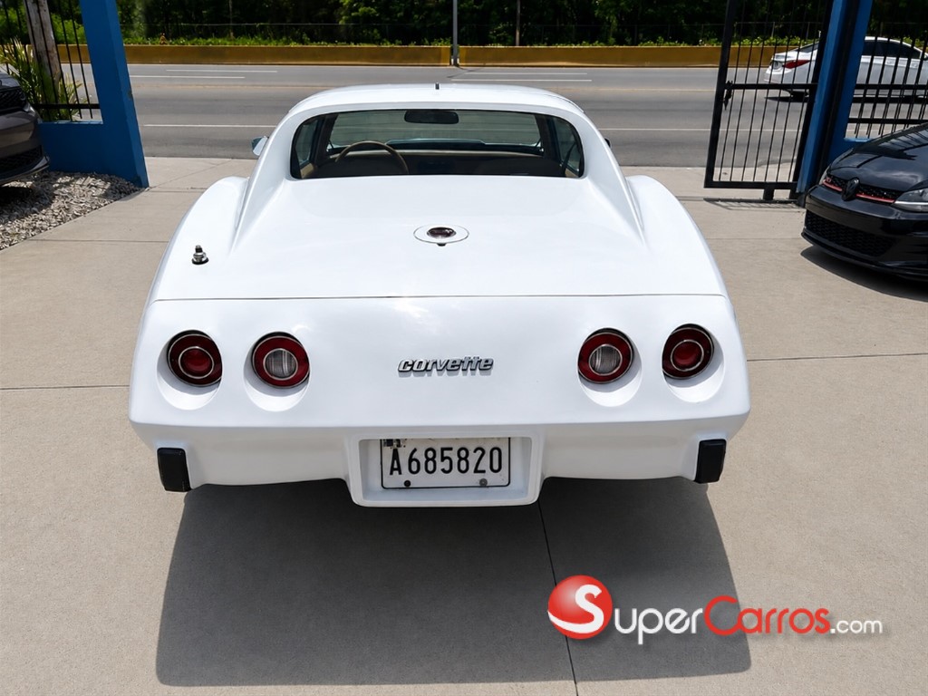 1976 Chevrolet Corvette Stingray — foto 2 / 9