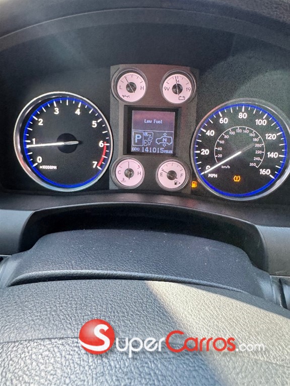 2010 Lexus LX 570 — foto 12 / 12