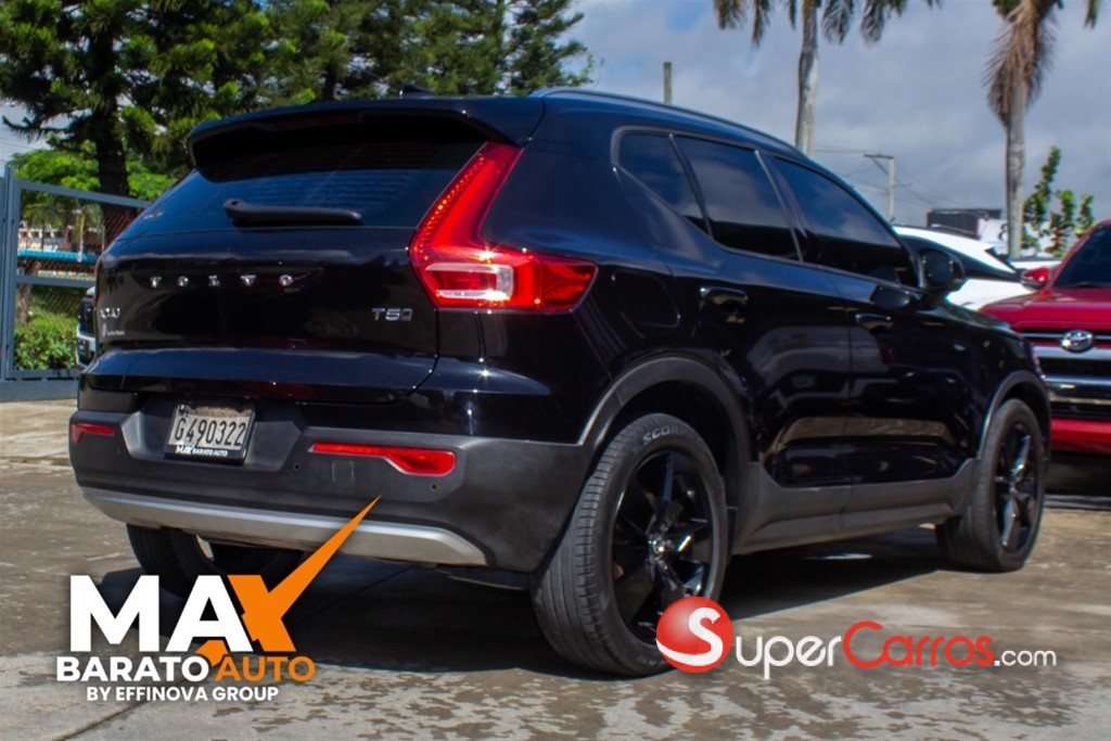 2020 Volvo XC40 B5 — foto 3 / 12