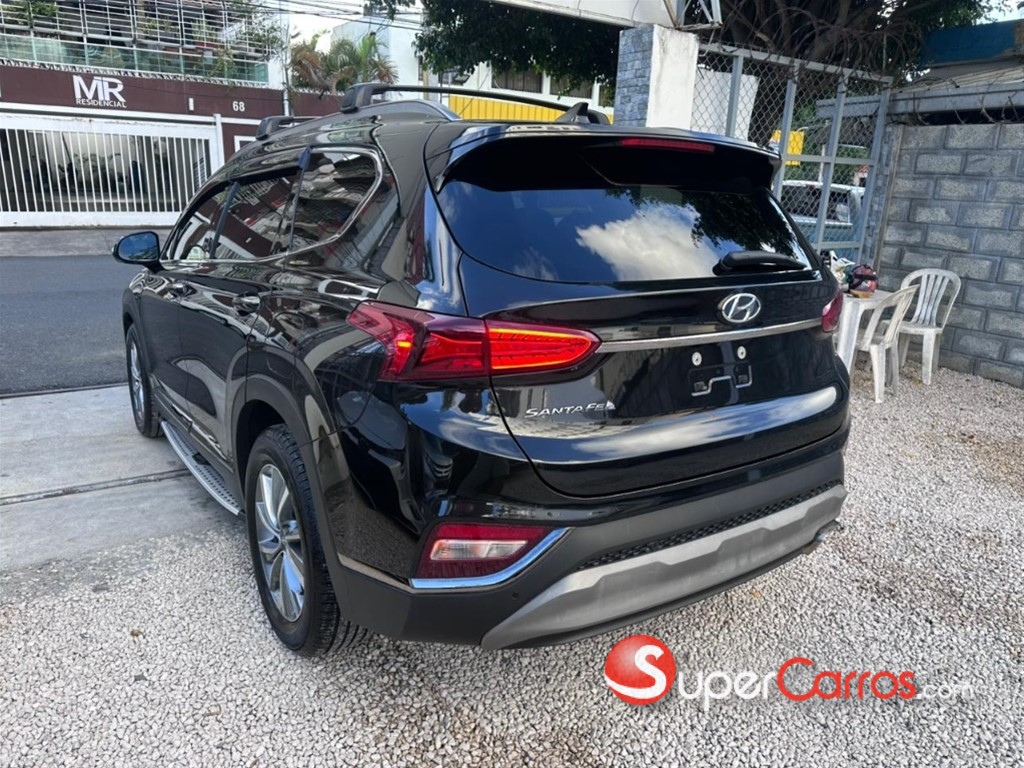 2020 Hyundai Santa Fe Limited — foto 4 / 12