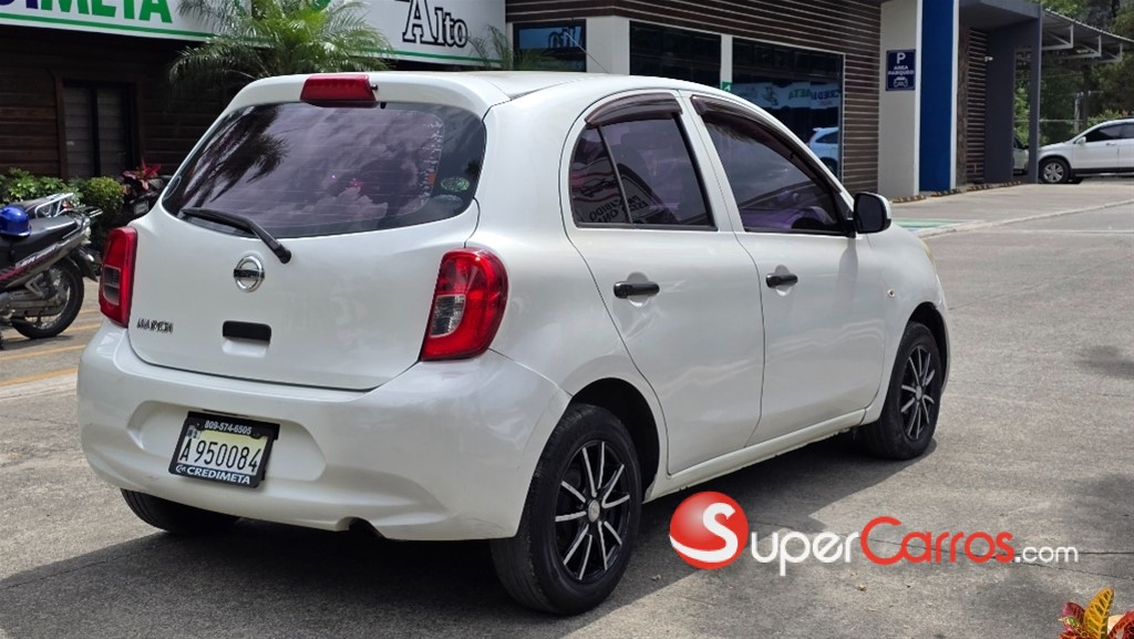 2016 Nissan March — foto 8 / 11