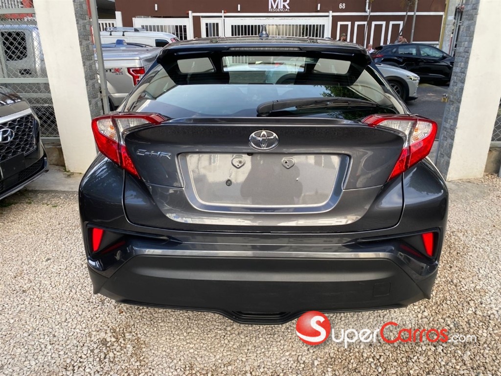 2019 Toyota C-HR LE — foto 5 / 11