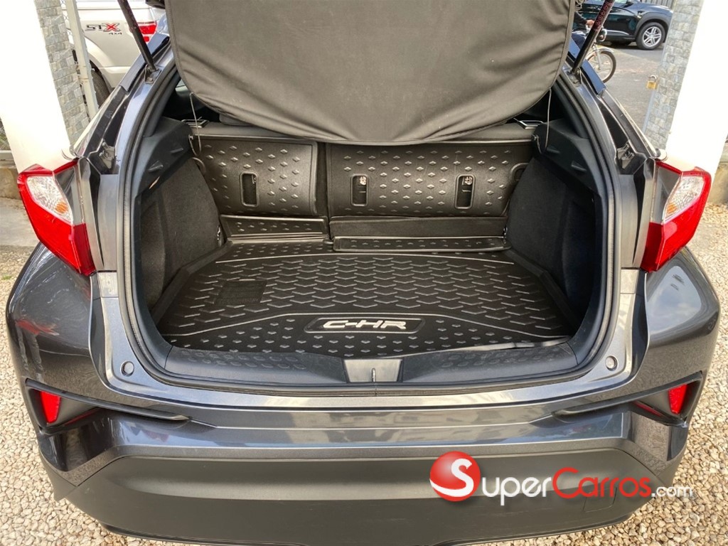 2019 Toyota C-HR LE — foto 11 / 11