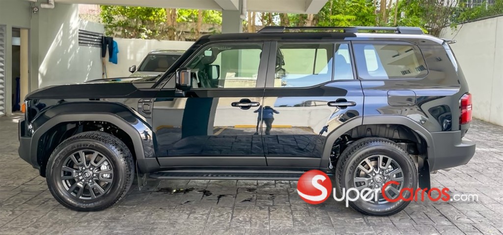 2027 Toyota Land Cruiser Prado — foto 4 / 11