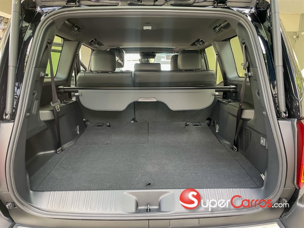 2027 Toyota Land Cruiser Prado — foto 9 / 11