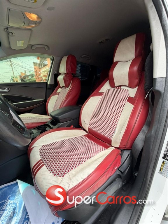 2016 Hyundai Santa Fe — foto 5 / 12