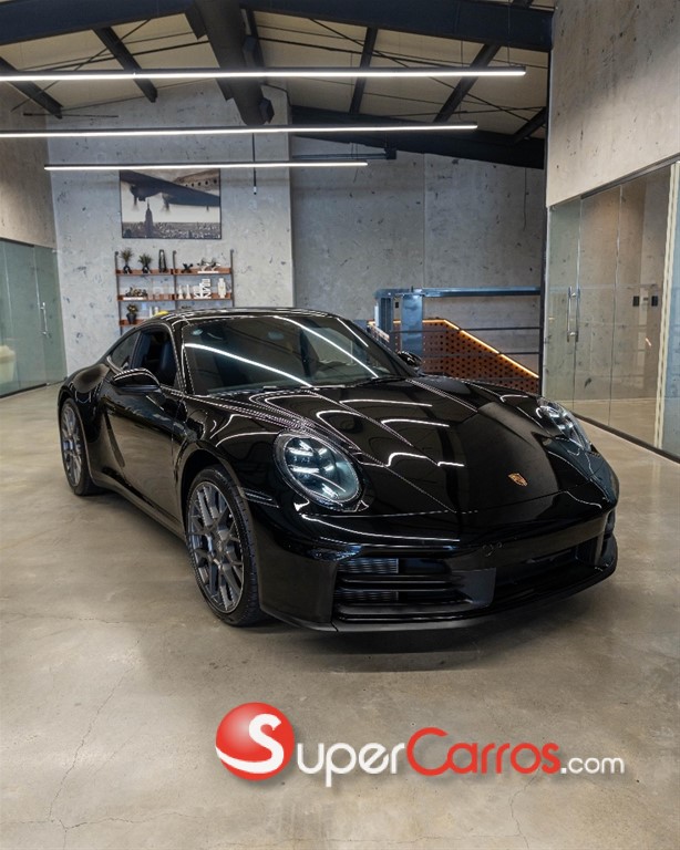 2025 Porsche 911 Carrera
