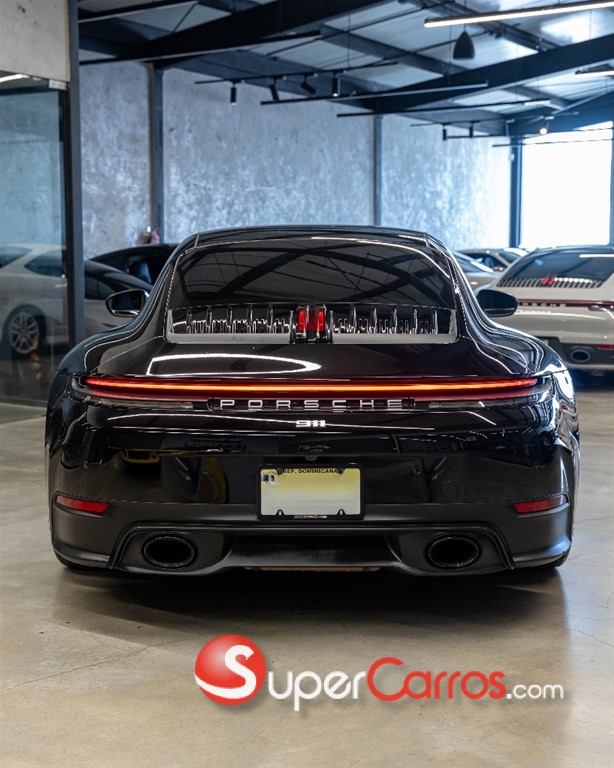 2025 Porsche 911 Carrera — foto 4 / 12