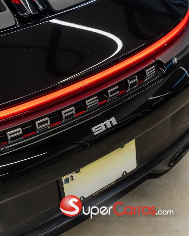 2025 Porsche 911 Carrera — foto 5 / 12