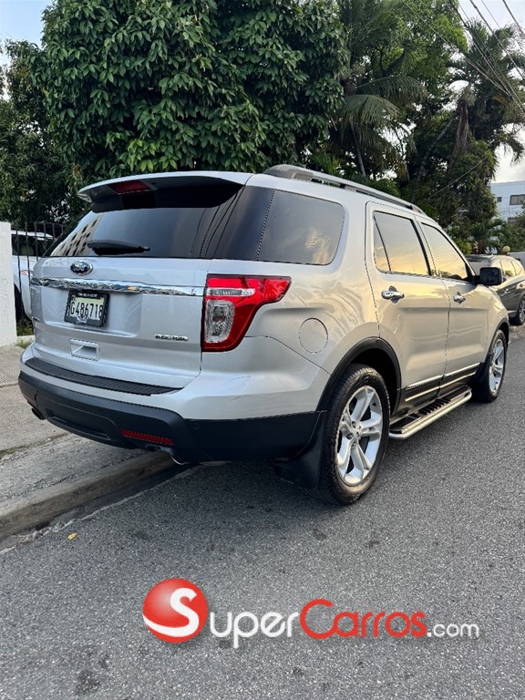 2014 Ford Explorer Limited — foto 3 / 8