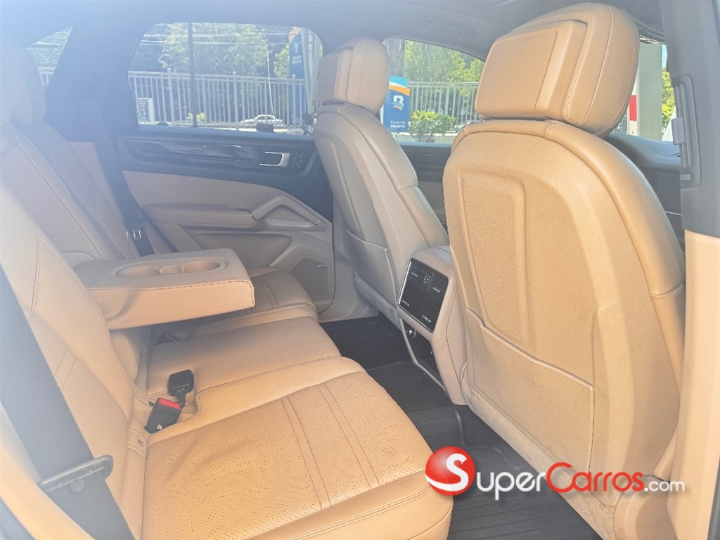 2019 Porsche Cayenne S — foto 5 / 7