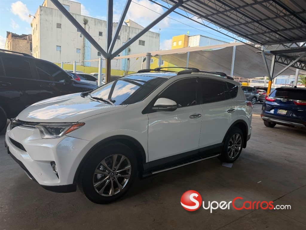 2017 Toyota RAV4 Limited — foto 3 / 12
