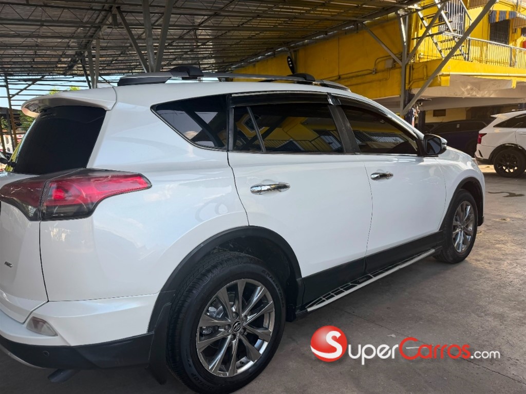 2017 Toyota RAV4 Limited — foto 5 / 12