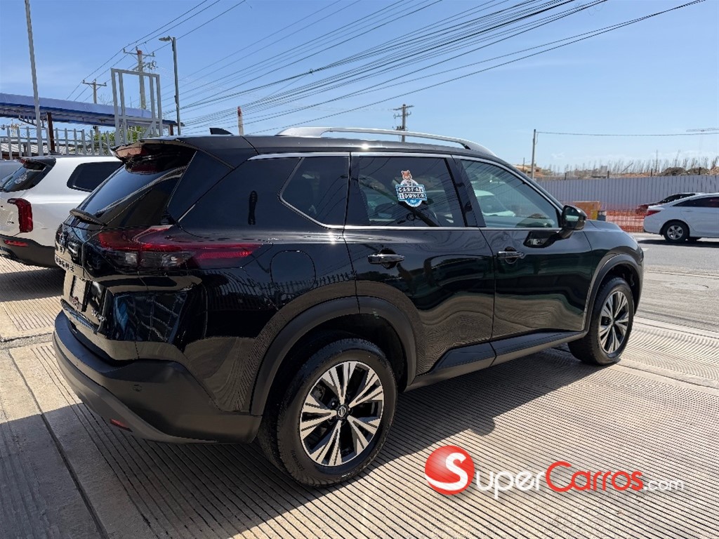 2021 Nissan Rogue SV — foto 4 / 11