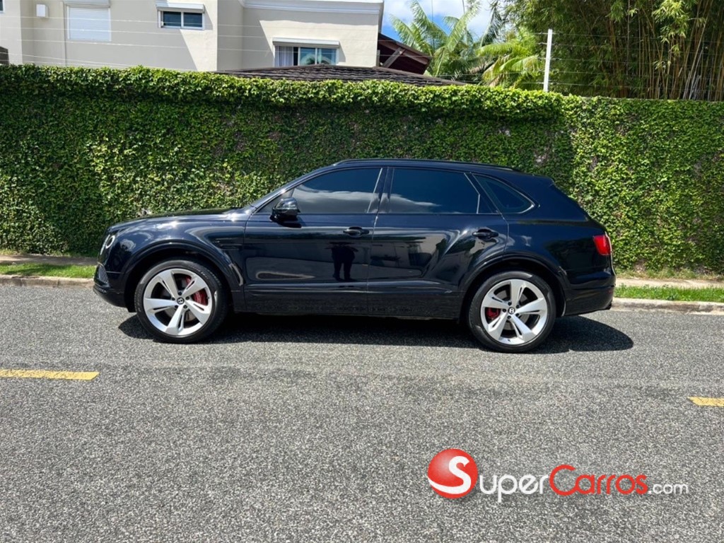 2020 Bentley Bentayga — foto 2 / 12