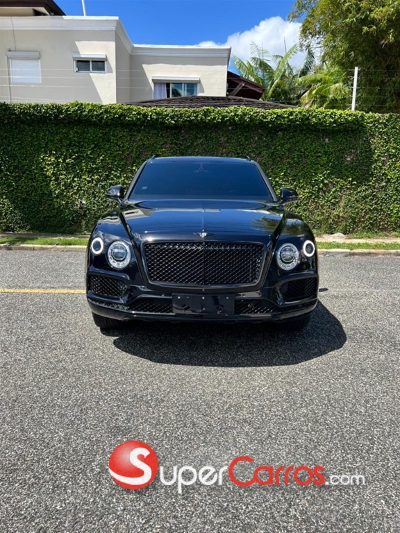 2020 Bentley Bentayga — foto 3 / 12