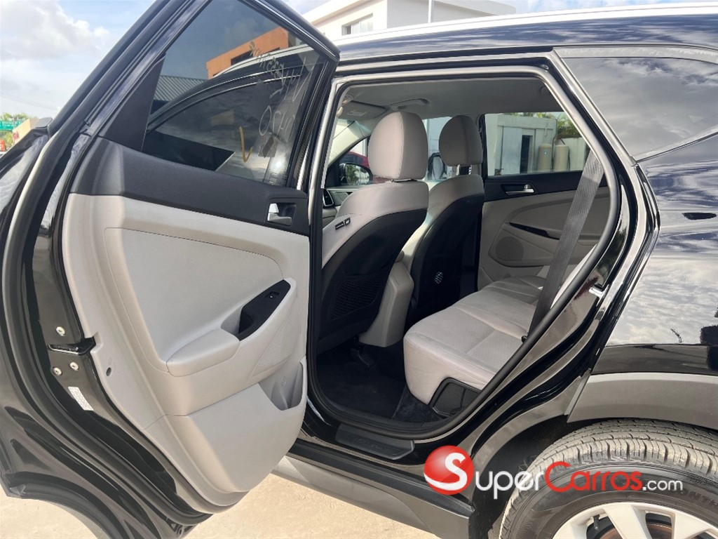 2020 Hyundai Tucson SE — foto 8 / 11