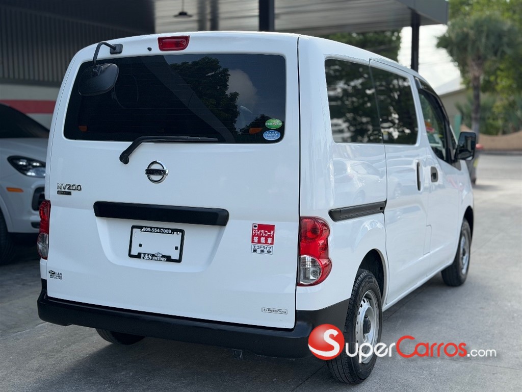 2021 Nissan NV 200 — foto 7 / 10