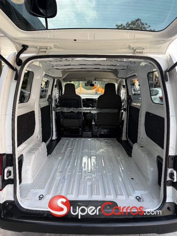 2021 Nissan NV 200 — foto 10 / 10