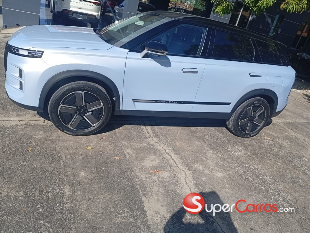 2026 JAECOO J7 PHEV PREMIUM — foto 8 / 11