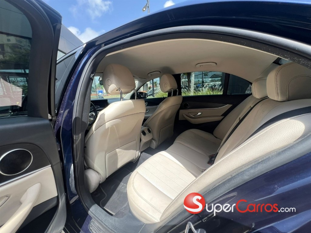2018 Mercedes-Benz Clase E 300 — foto 9 / 12