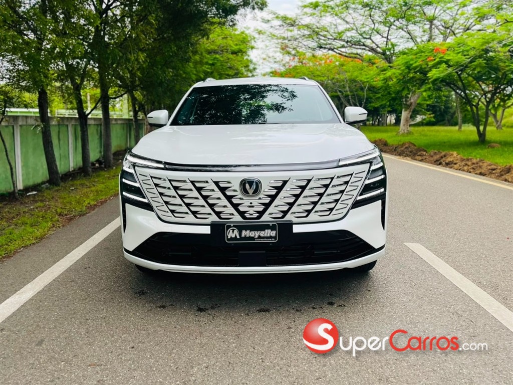 2027 Changan CS 75 — foto 2 / 12