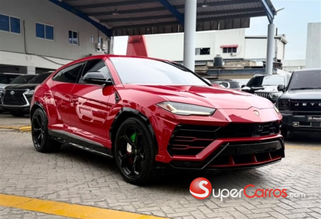 2020 Lamborghini Urus — foto 2 / 11