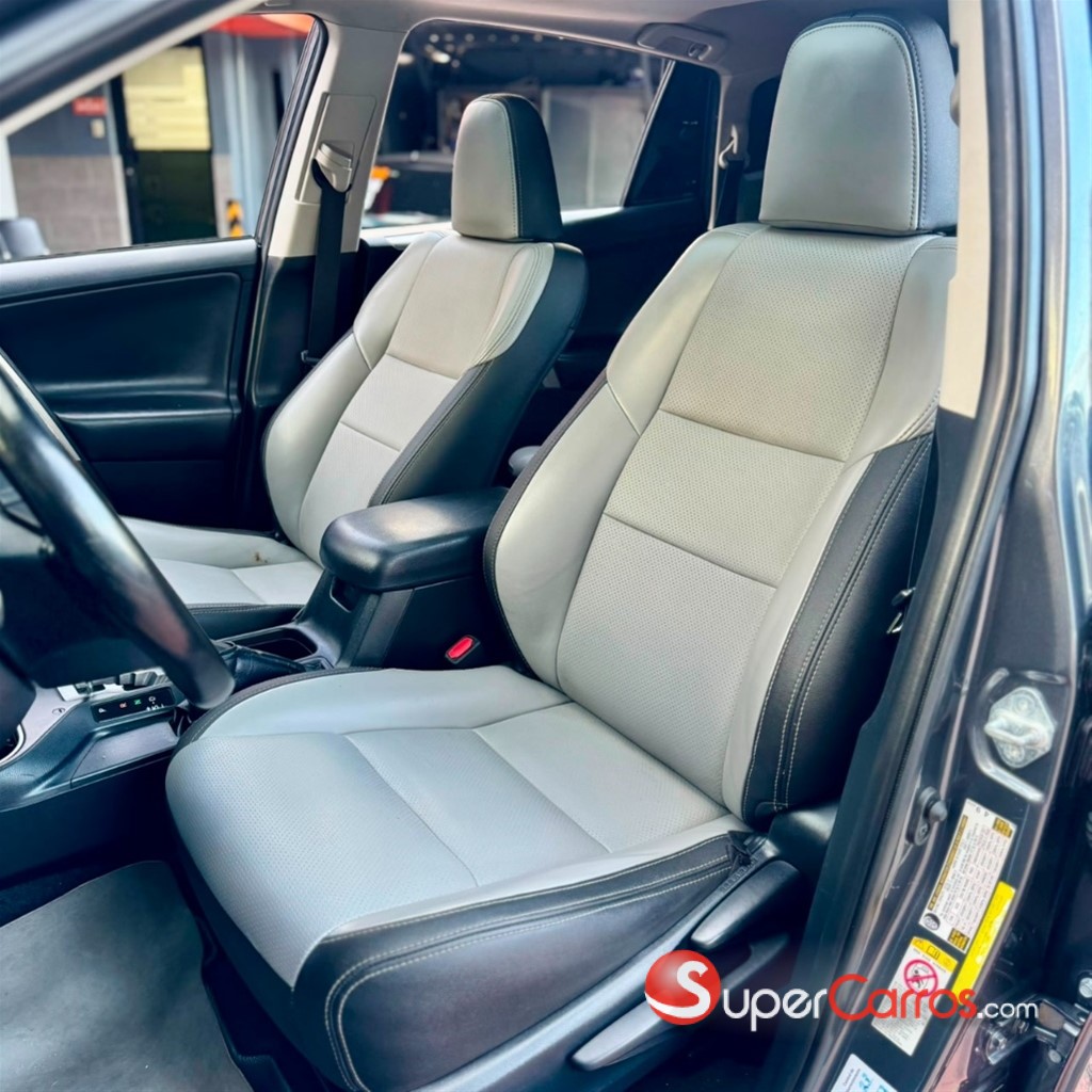 2018 Toyota RAV4 XLE — foto 10 / 11