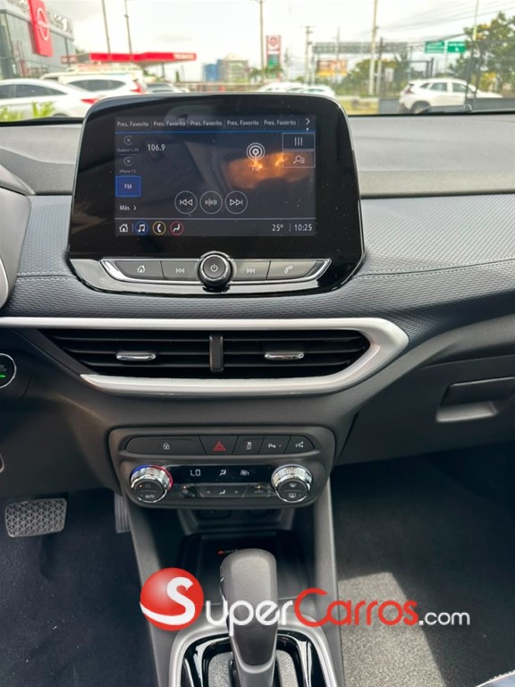 2025 Chevrolet Tracker Premier — foto 9 / 11