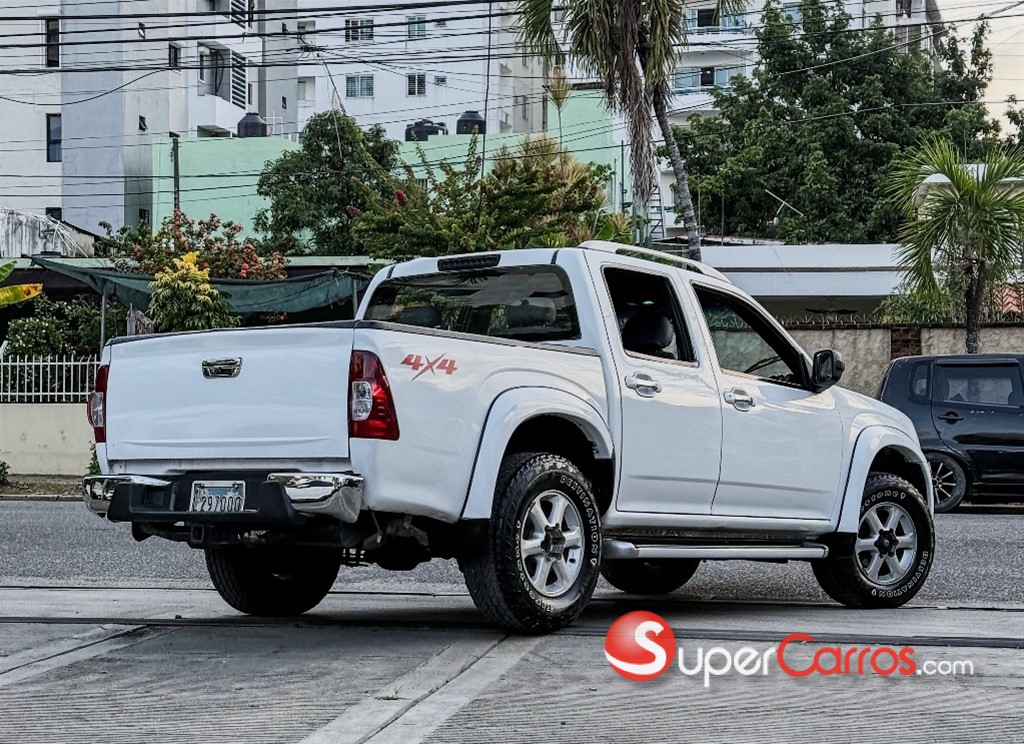 2011 Isuzu DMAX — foto 2 / 9
