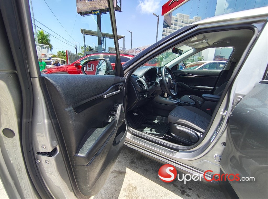 2021 Kia Seltos — foto 8 / 10
